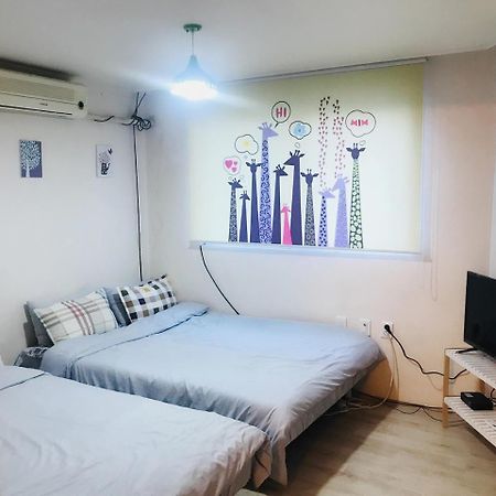 Kiki House Hongdae 2 Hotel Seoul Ngoại thất bức ảnh